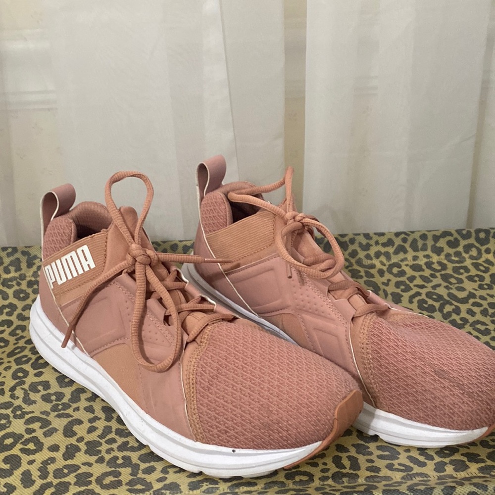 Puma size 7 running shoes